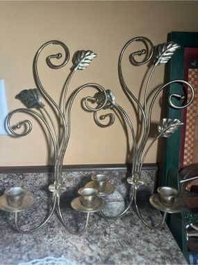 Vintage HOMCO Brass Leaf Scroll Double Candle Holder Wall Sconce-Brass tone